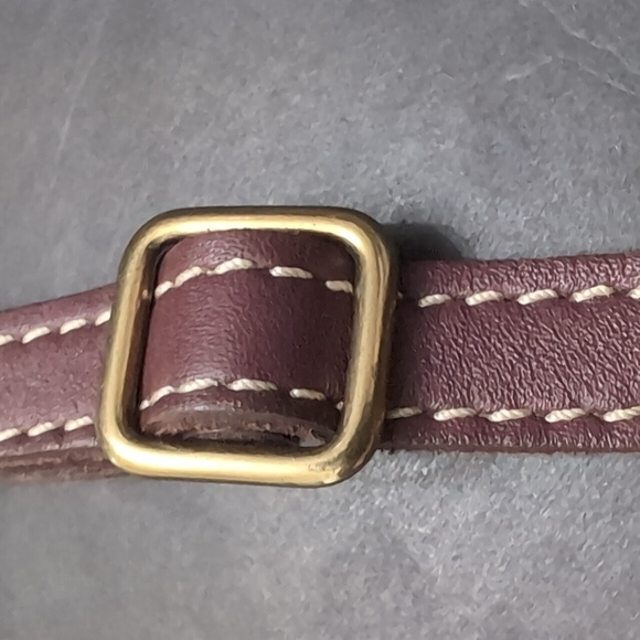 Roots Brown Leather Women's Crossbody Bag. - Picture 7 of 10